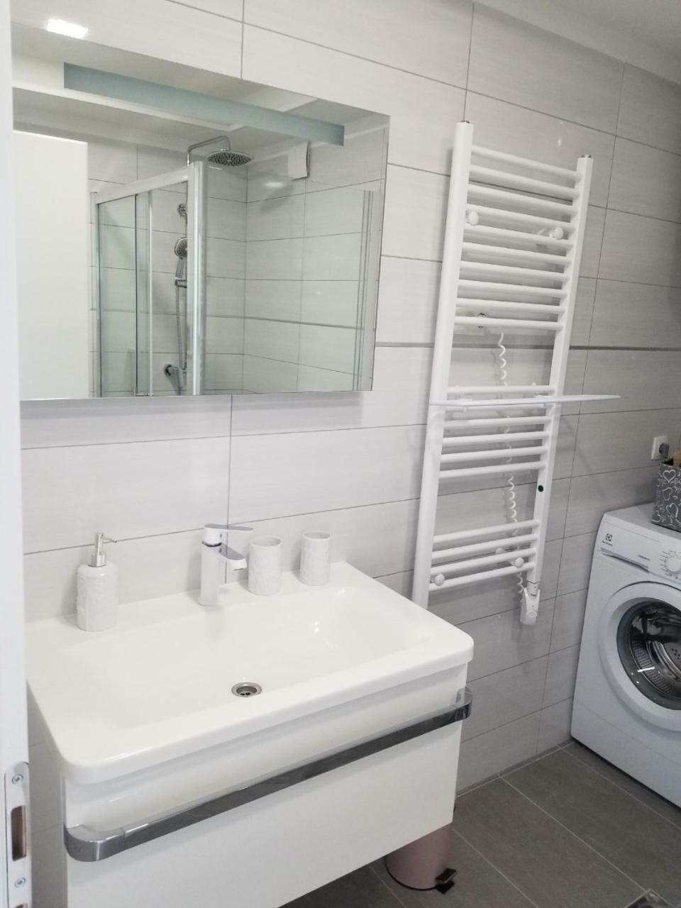 Apartment Pjero Split Eksteriør billede